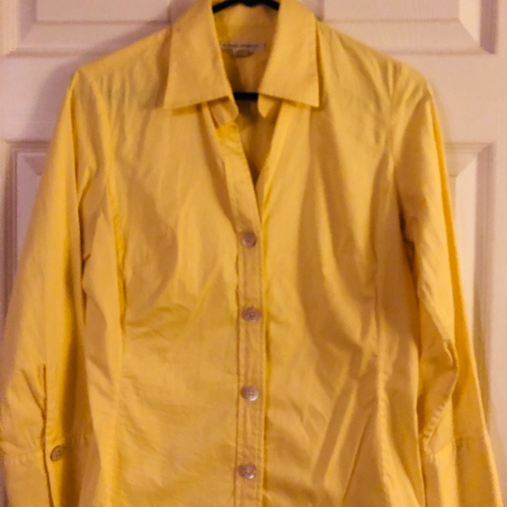 Button down blouse - Picture 3 of 3